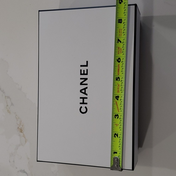 Chanel perfume box - Picture 2 of 5
